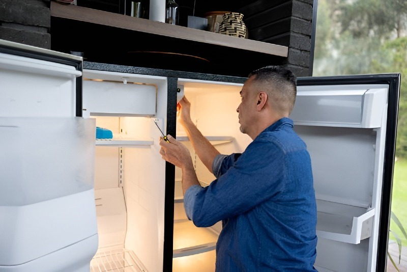 DIY GE Repair Tips for Your Refrigerator in Alondra Park, CA